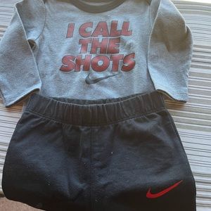 Nike baby 12m set